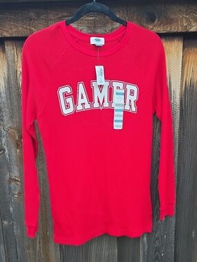 Old Navy Red Crewneck 'GAMER' Graphic Thermal Shirt